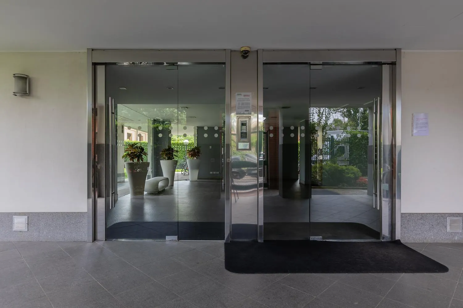 Babaal, Appartamento Con Terrazza Milan